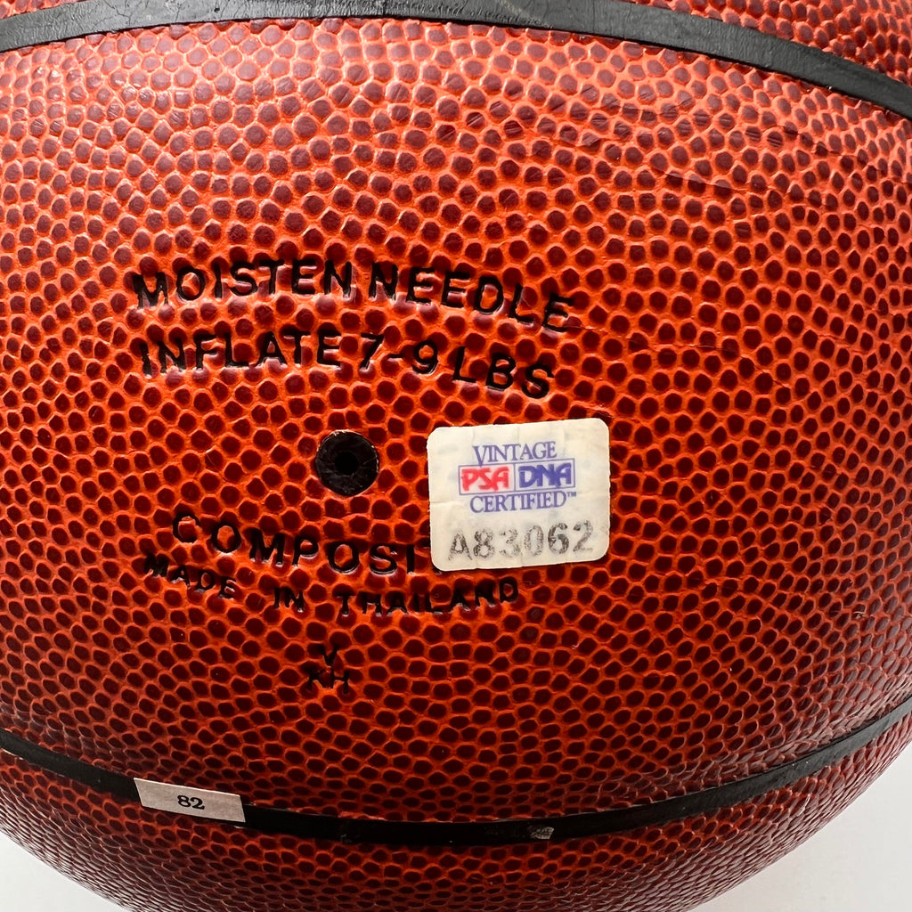 Kobe Bryant Los Angeles Lakers Signed Basketball NBA PSA