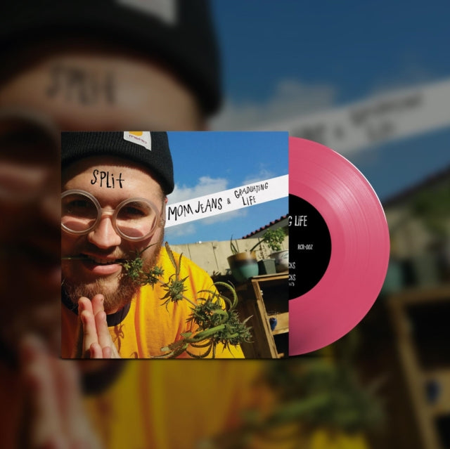 Mom Jeans. - Mom Jeans./Graduating Life - Split (Hot Pink Vinyl)
