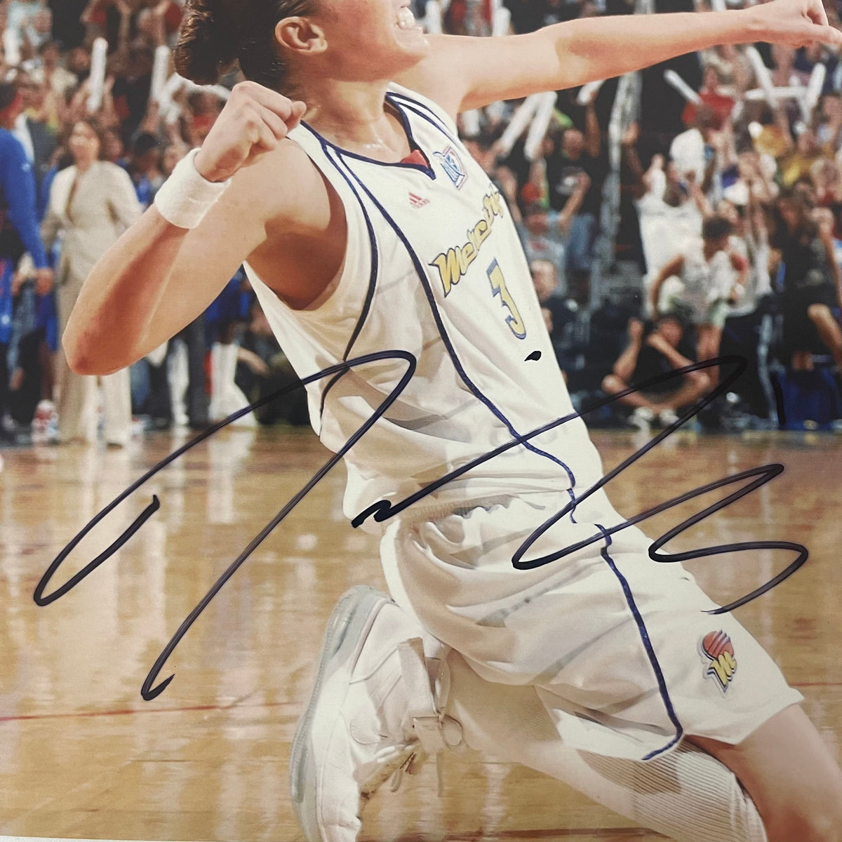 Diana Taurasi Signed 11x14 Photo PSA Phoenix Mercury