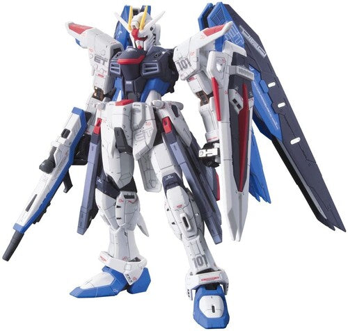 Bandai Hobby - Gundam Seed - #5 Freedom Gundam, Bandai Rg - Collectibles