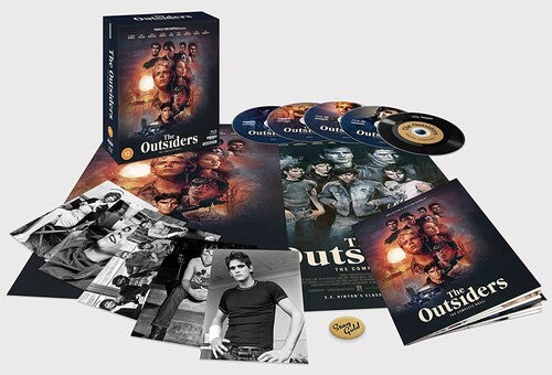 Outsiders: The Complete Novel - Outsiders: The Complete Novel - UHD