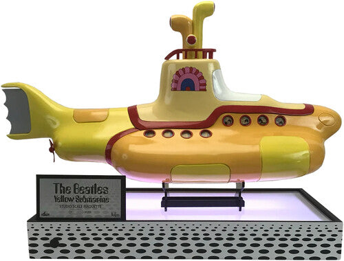 Beatles - Yellow Submarine Studio Scale Model - Beatles - Yellow Submarine Studio Scale Model - Collectibles