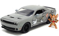 1:24 T&j Hwr '15 Dodge Challenger W/jerry Fig - 1:24 T&j Hwr '15 Dodge Challenger W/jerry Fig - Collectibles