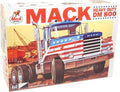 Mack Dm800 Semi Tractor - Mack Dm800 Semi Tractor - Collectibles