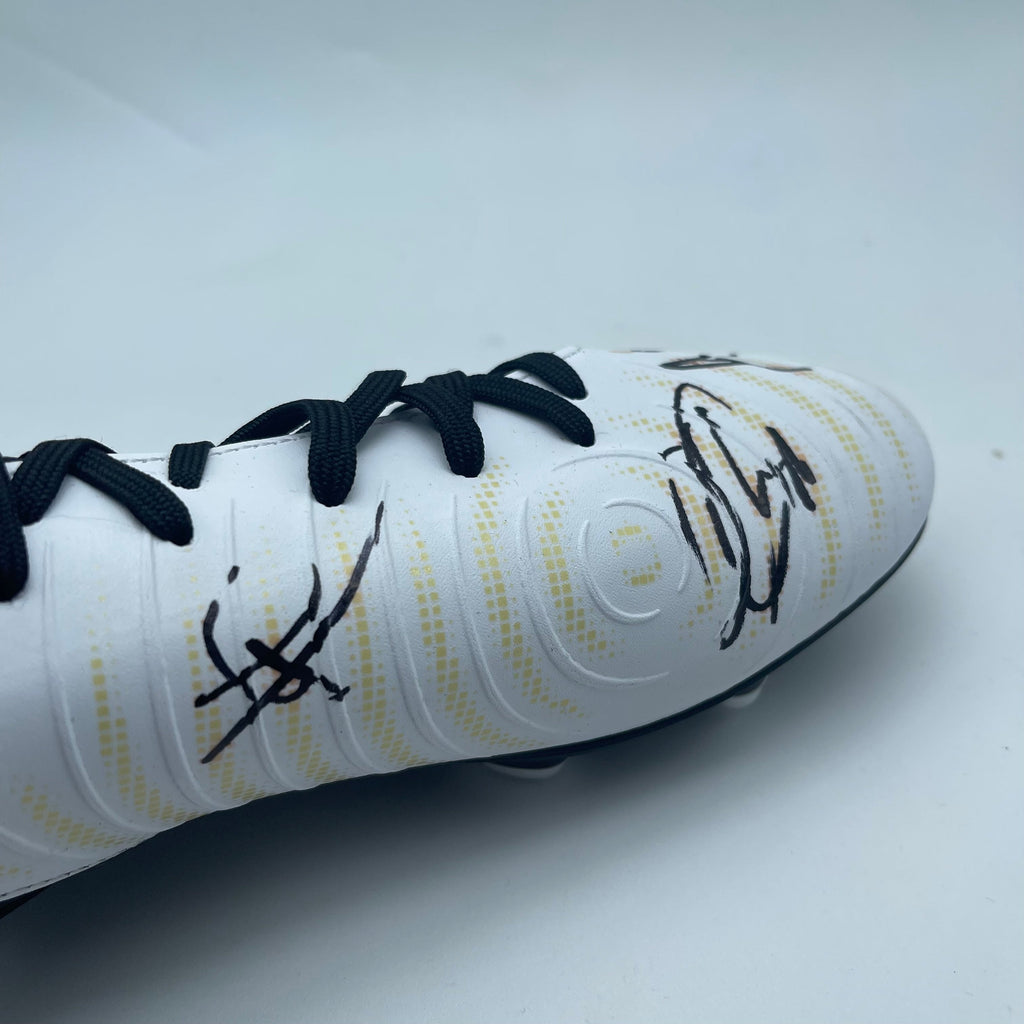Salma Paralluelo, Aitana Bonmati, Alexia Putellas Signed Soccer Cleat JSA