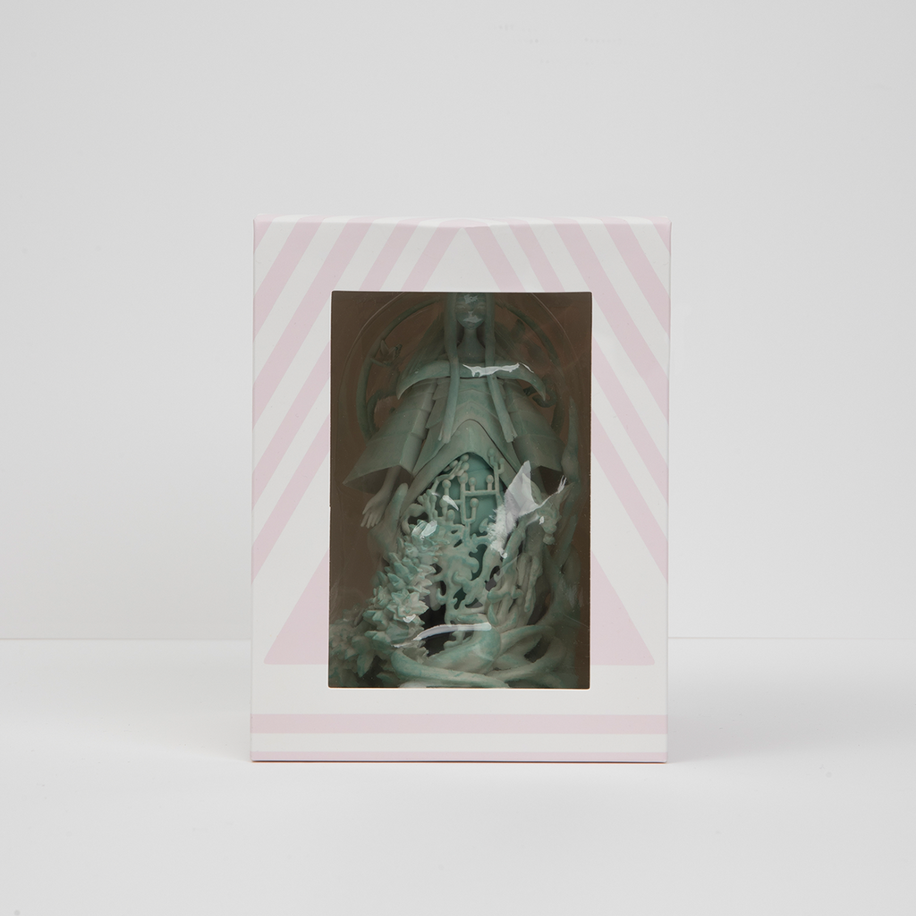 Poppy Altar Statue Collectable