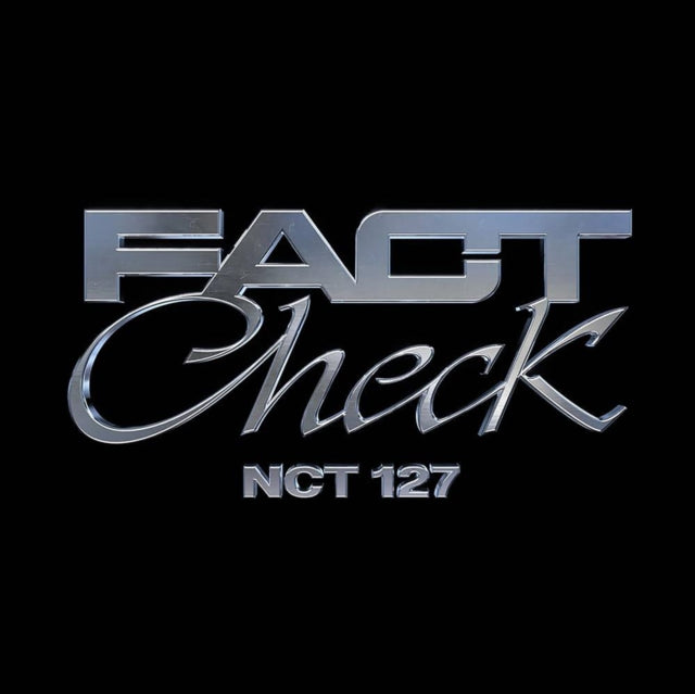 Walk - The 6Th Album (Photobook A Ver.) & 5Th Album Fact Check (Chandelier Ver.) (Photobook)