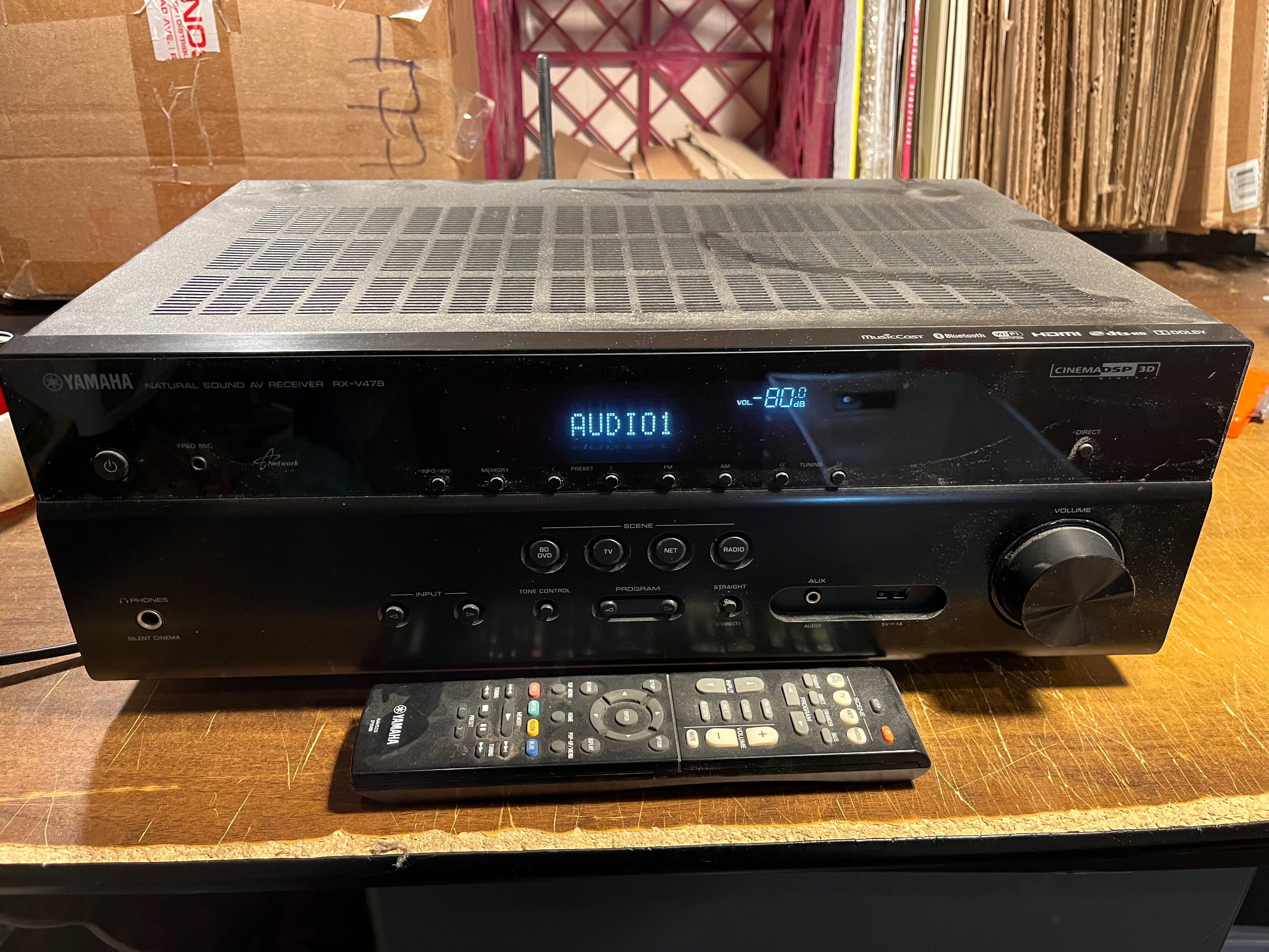 YAMAHA STEREO RECEIVER RX-V479 - NEEDS REPAIR - NO SOUND *POWERS ON* |