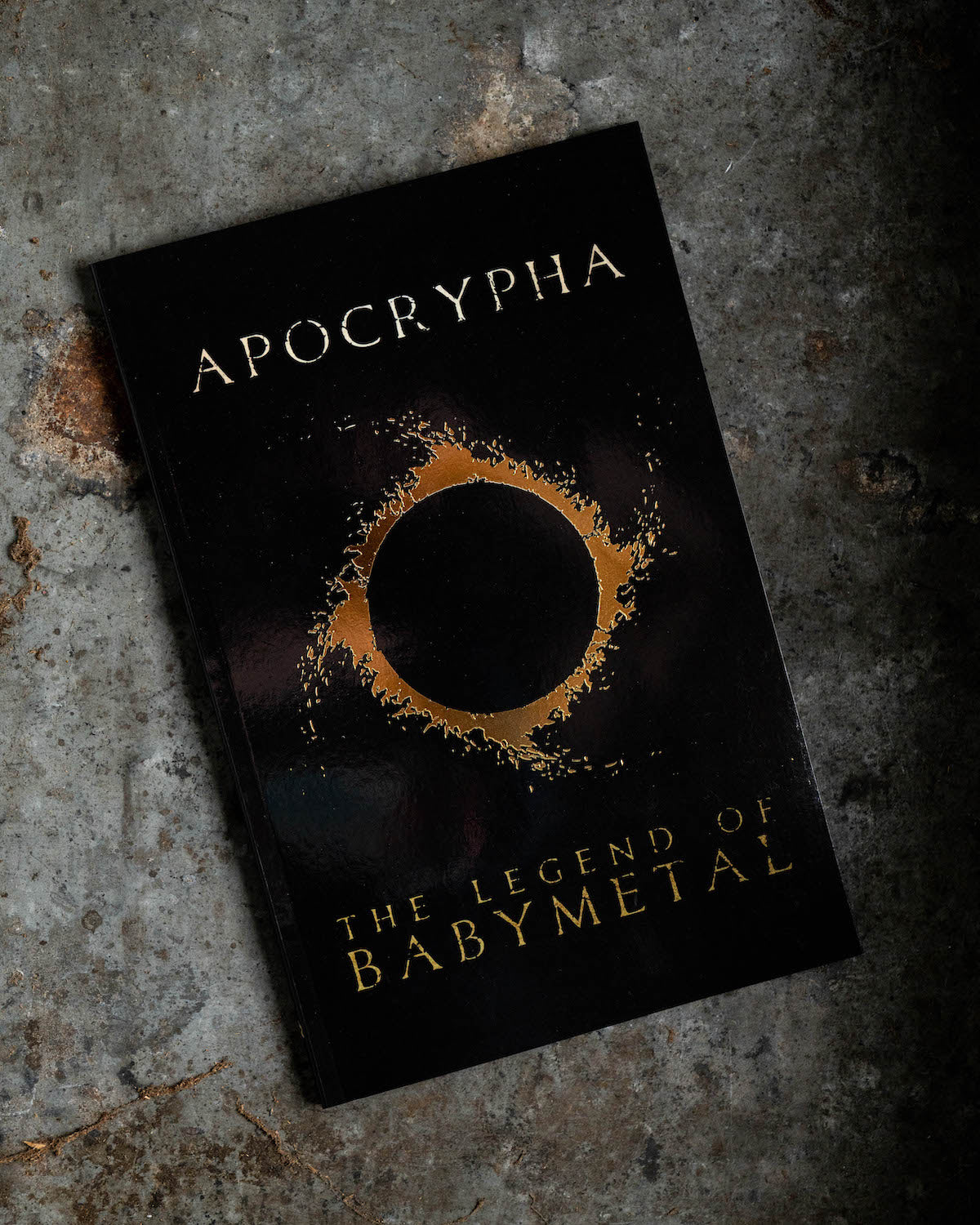 BABYMETAL Apocrypha The Legend of BABYMETAL - Deluxe Edition Book