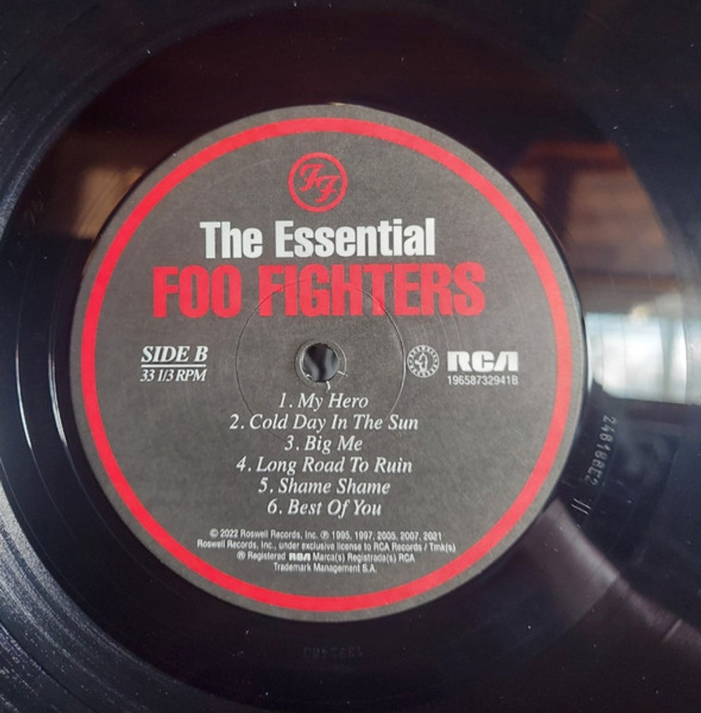 Foo Fighters – The Essential Foo Fighters (2-LP Vinyl) Vinyl Record