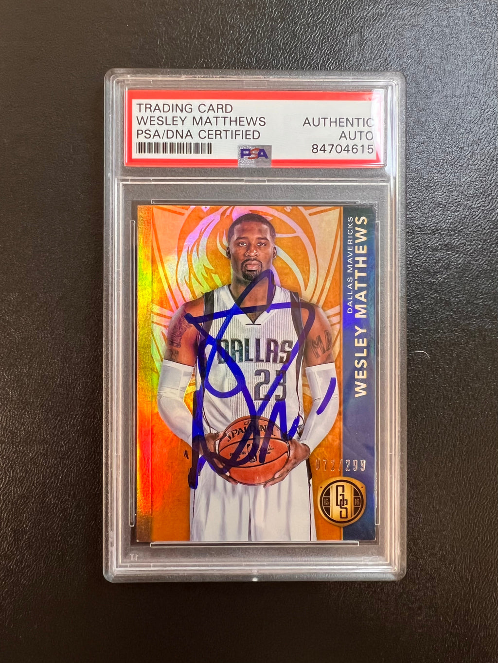 2015-16 Panini #117 Wesley Matthews Signed Card AUTO PSA Slabbed Mavericks