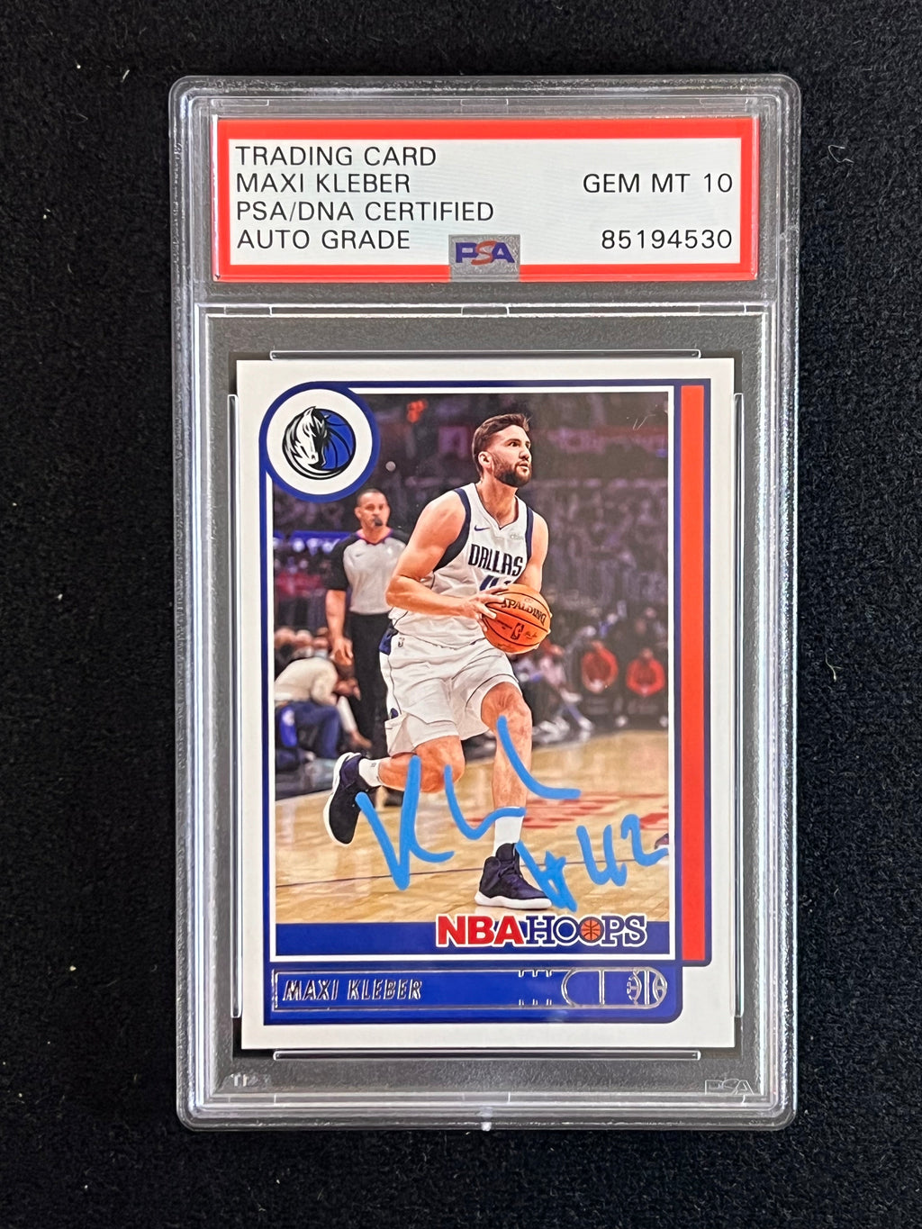 2021-22 Panini Hoops #112 Maxi Kleber Signed Card AUTO 10 PSA/DNA Slabbed Mavericks