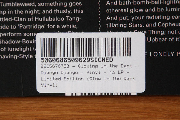 Glowing In The Dark (GLOW IN TH DARK VINYL) |