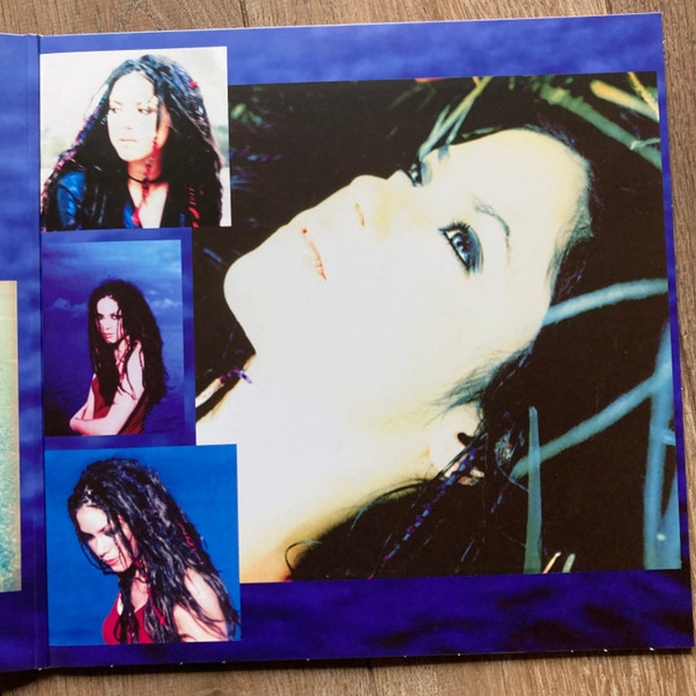 Shakira – Donde Estan Los Ladrones (LP Vinyl) Vinyl Record