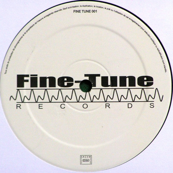 Verse And Traxx - Disco Pump / Funky Filtre | Very Good Plus (VG+) Excellent (EX)