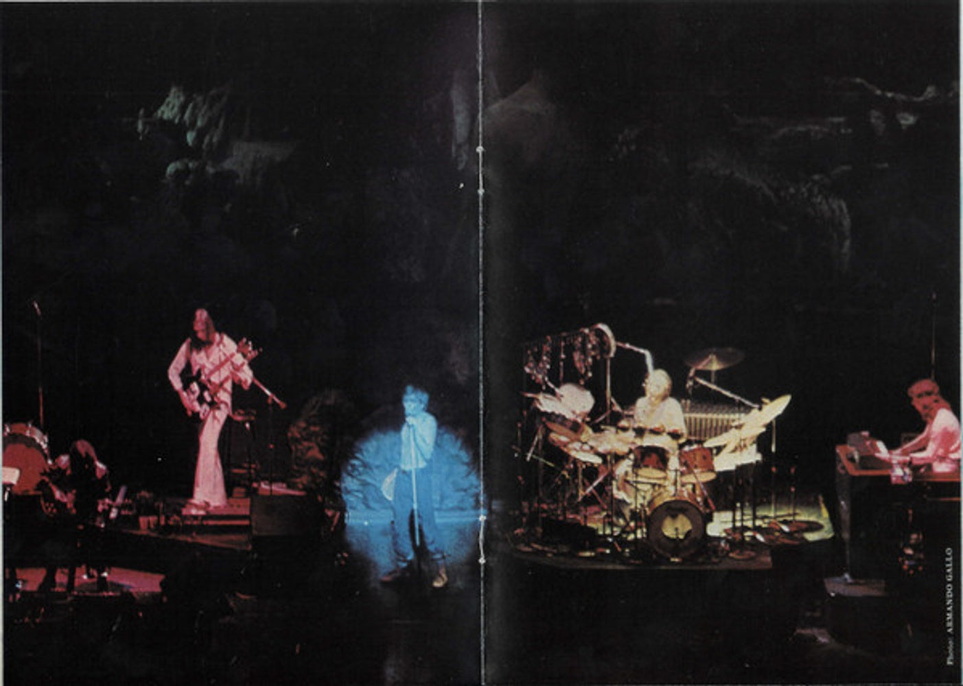 Genesis – Lamb Lies Down On Broadway (4-CD & Blu-ray) Music CD