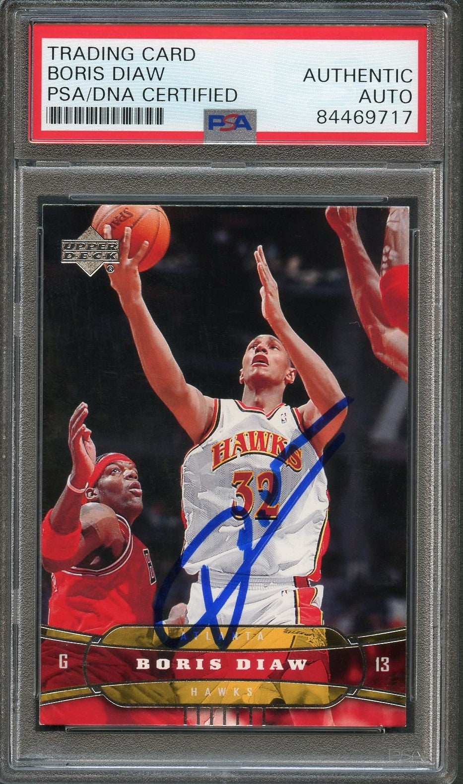2004-05 Upper Deck #2 Boris Diaw Signed Card AUTO PSA Slabbed Hawks