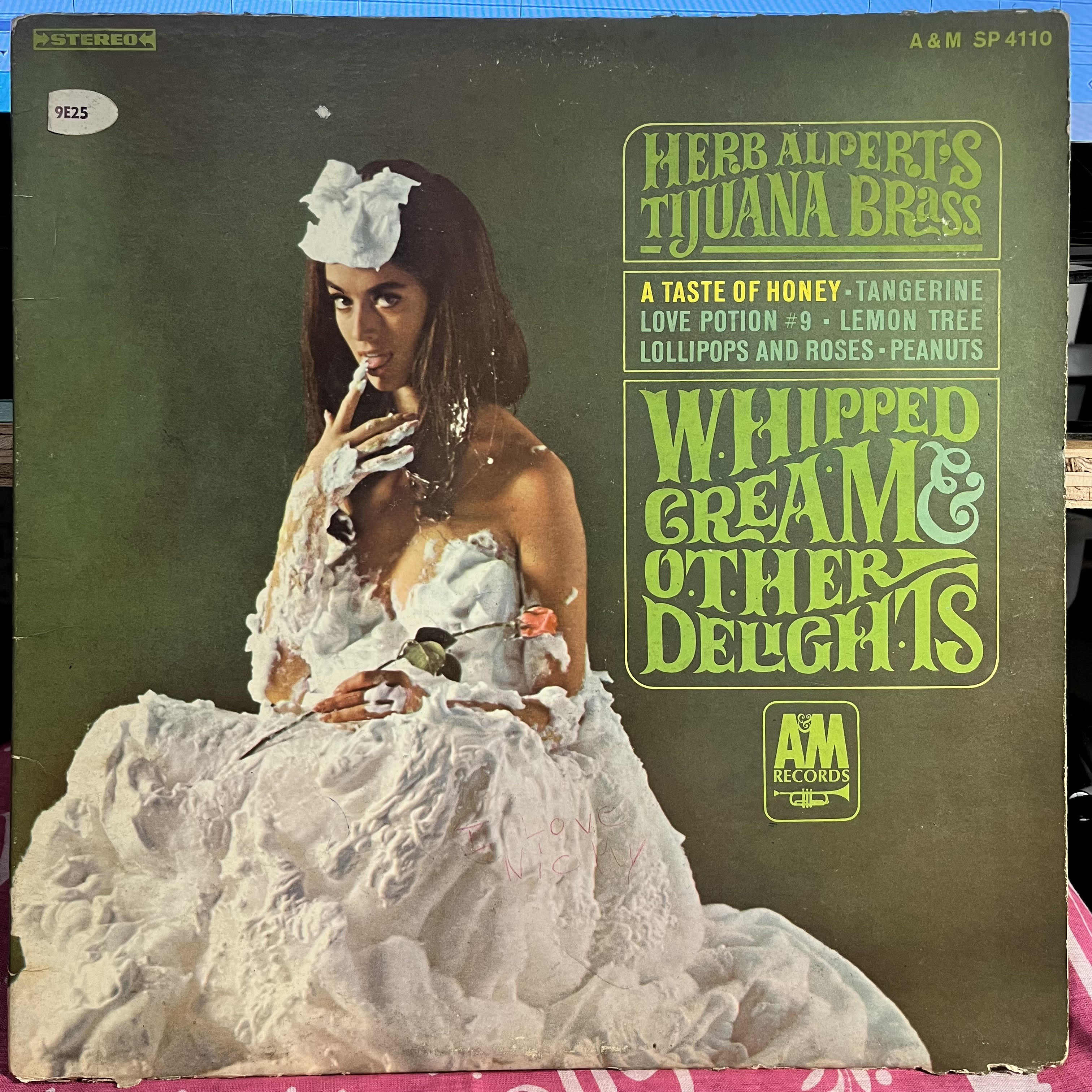 Herb Alpert & The Tijuana Brass - Whipped Cream & Other Delights | Very Good (VG) Very Good (VG)