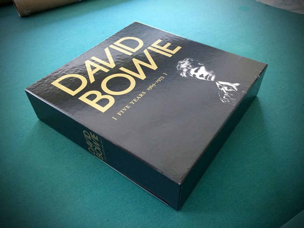 David Bowie – Ziggy Stardust And The Spiders From Mars (2-LP Vinyl Box Set) Vinyl Record