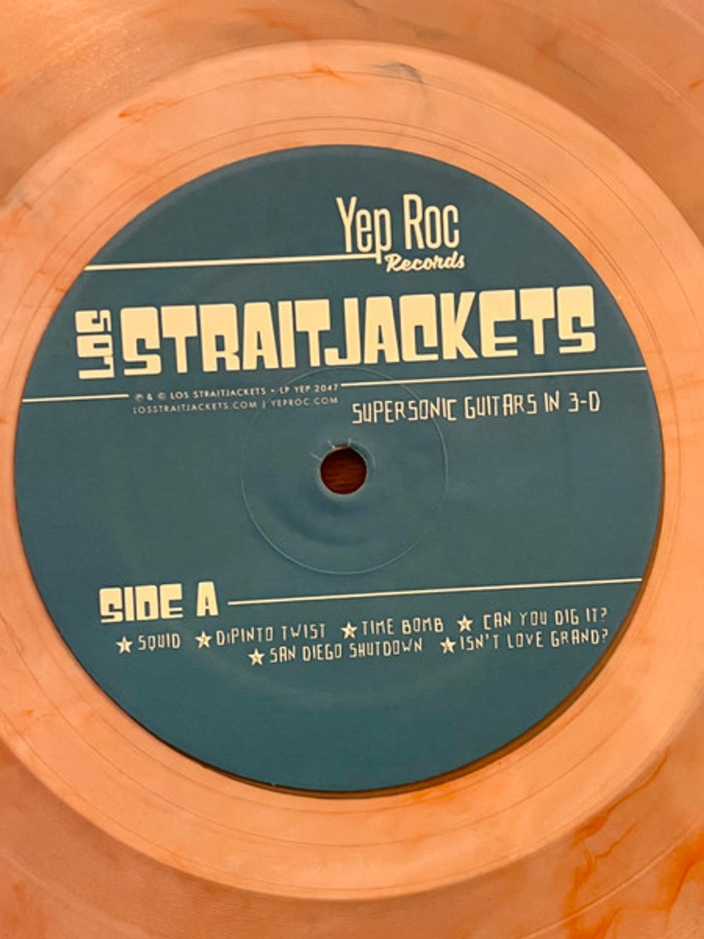 Los Straitjackets – Supersonic Guitars In 3-D (LP Red & Blue Vinyl) Vinyl Record