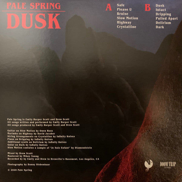 Dusk | Mint (M) Mint (M)