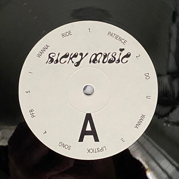 Ricky Music | Mint (M) Mint (M)