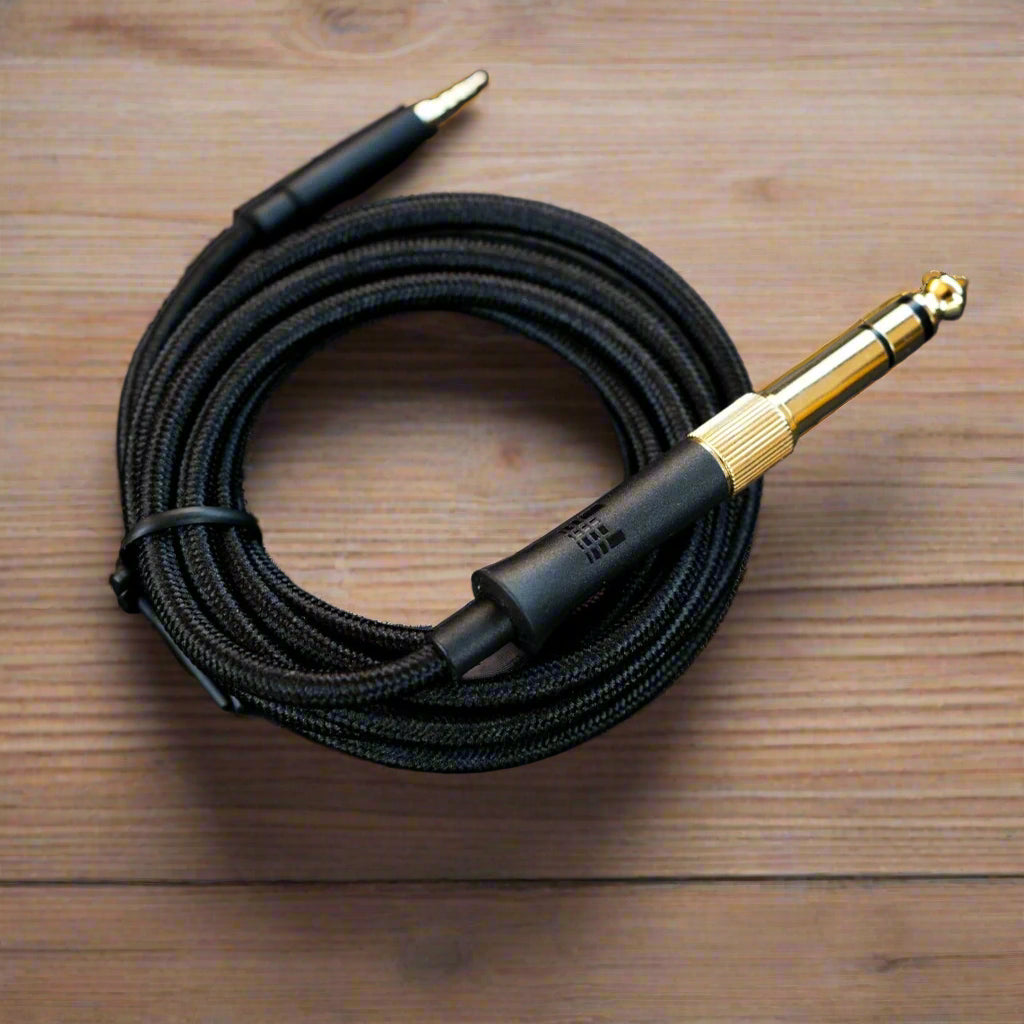 Heavys Premium Silver-Coated AUX Cable (1.8 mr/5.9 ft) for Lossless Audio