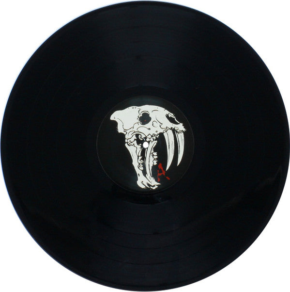 Red Fang | Mint (M) Mint (M)
