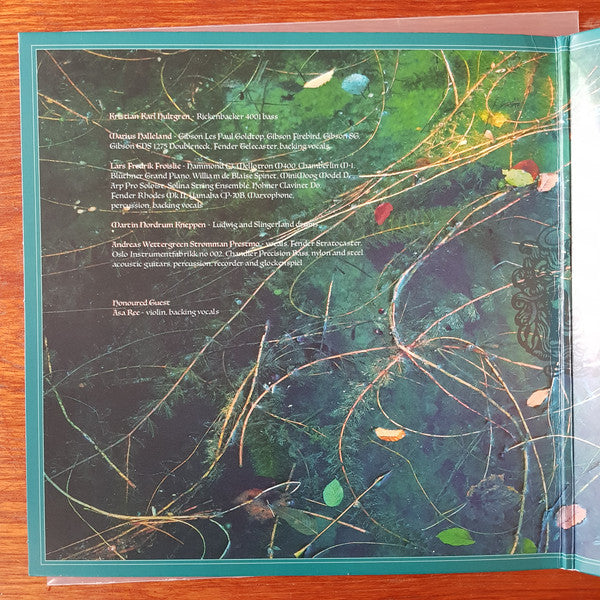 Dwellers Of The Deep | Mint (M) Mint (M)