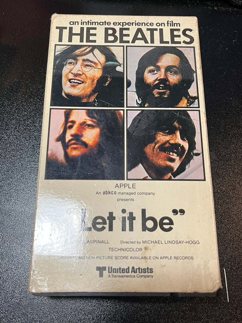 BEATLES - Let It Be (VHS TAPE) |