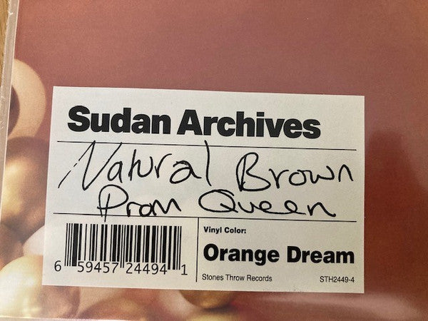 Natural Brown Prom Queen | Mint (M) Mint (M)