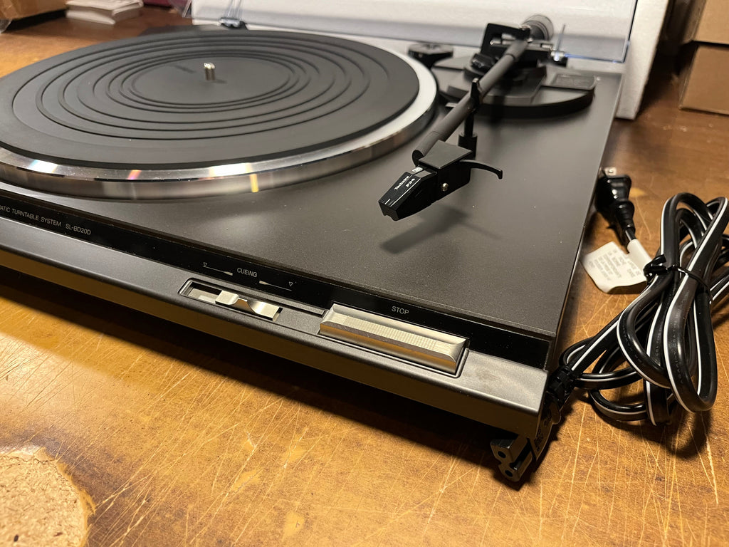 TECHNICS - STEREO TURNTABLE SL-BD20D *SHARP* W MANUAL |